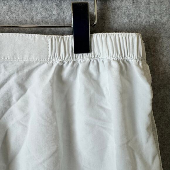 NWT L.L.Bean Shorts Women’s White UPF 50 Casual Coastal Athletic Sun Protection - Picture 10 of 13